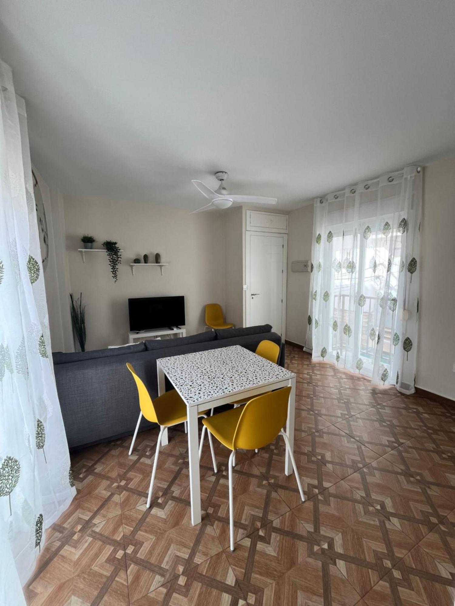 Apartamentos Mareabeach Τορρεμολίνος Εξωτερικό φωτογραφία